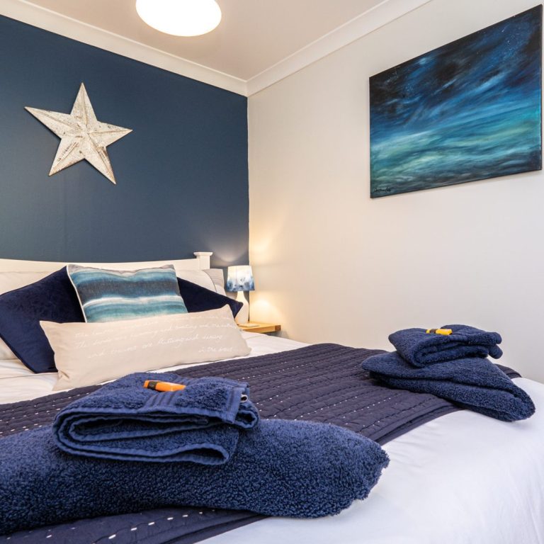 Rockin' End Beach